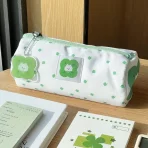 1Pcs Large Capacity Cute Cosmetic And Stationery Organizer Four-Leaf Clover Kitten Pencil Case For School Office Travel Storage